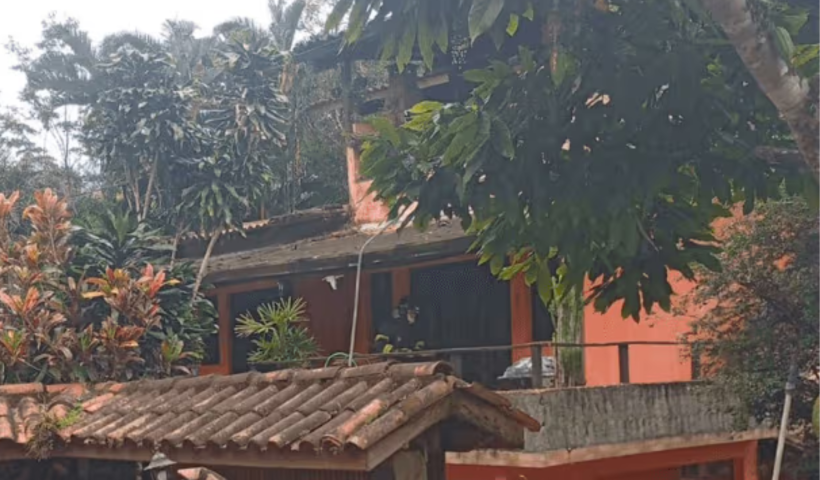 Incêndio Destrói Casa em São Sebastião e Deixa Morador em Estado Grave