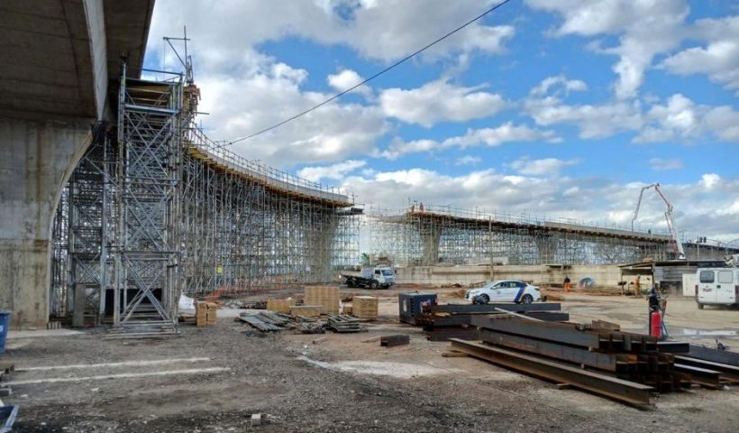 Obras na Avenida Sebastião Gualberto Alteram Trânsito em São José dos Campos