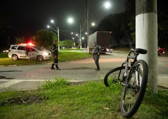 Criança de 11 anos morre atropelada por caminhão em Taubaté
