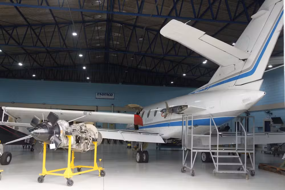 Taubaté abre 105 vagas para curso gratuito de aviação