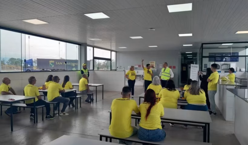 Via Dutra inicia ação especial para orientar motoristas e romeiros