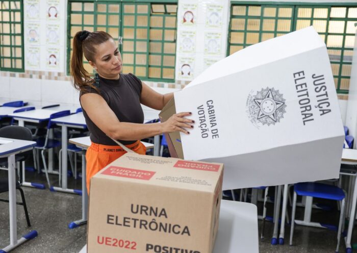 Campanha eleitoral nas ruas termina às 22h deste sábado; veja o que vale no domingo