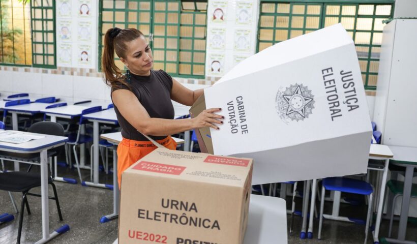 Campanha eleitoral nas ruas termina às 22h deste sábado; veja o que vale no domingo
