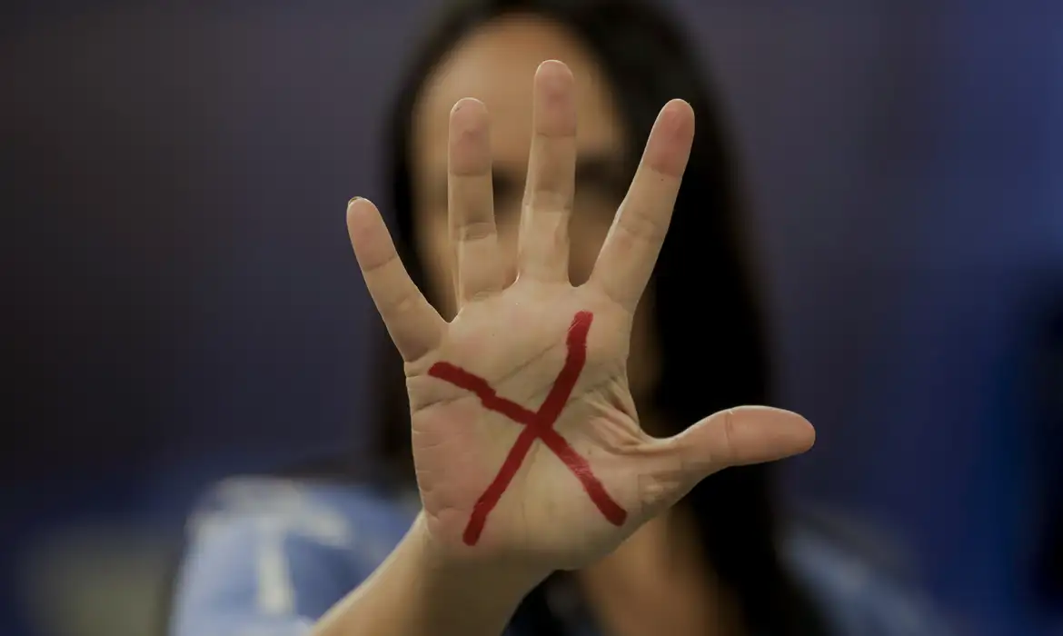 Operação Mulher Segura prende 57,7 mil acusados de violência contra mulheres no Brasil